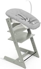 Stokke Tripp Trapp Stoel Groen met Newborn Set - Veilig en Comfortabel voor Baby's tot 9 kg